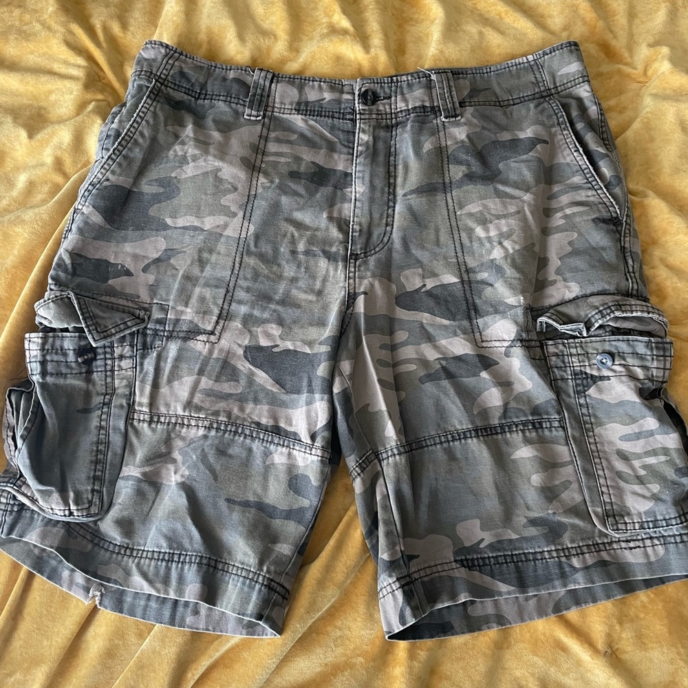 Camo cargo shorts